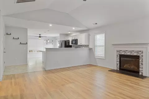 59 Great Oak Ct, Bunnlevel, NC 28323 photo 6