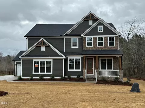 8421 Brady Pointe Rd, Fuquay Varina, NC 27526