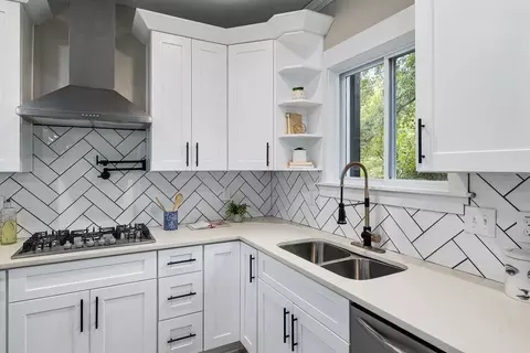 1908 Southgate St, Durham, NC 27703 photo 5