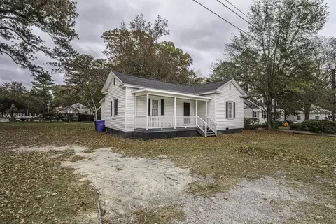 101 E Reason St, Pinetops, NC 27864 photo 3