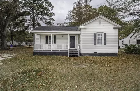 101 E Reason St, Pinetops, NC 27864 photo 1