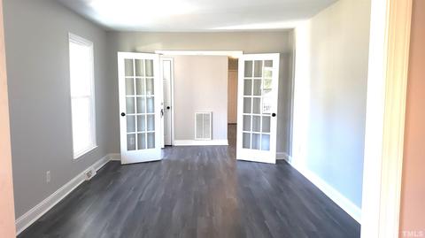 624 Rippling Stream Rd, Durham, NC 27704 photo 9