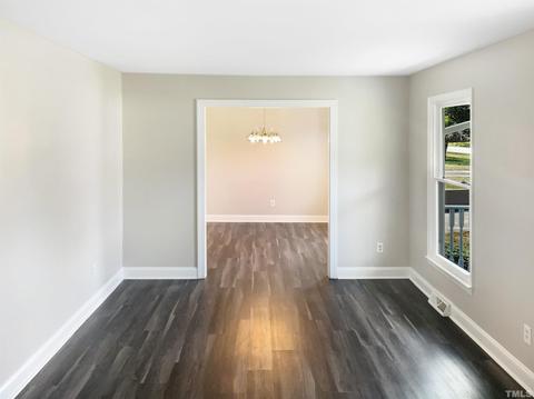 624 Rippling Stream Rd, Durham, NC 27704 photo 8