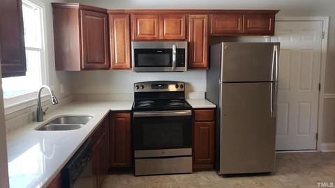624 Rippling Stream Rd, Durham, NC 27704 photo 6