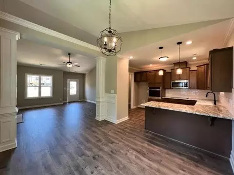 300 Lowery Ln, Benson, NC 27504 photo 10