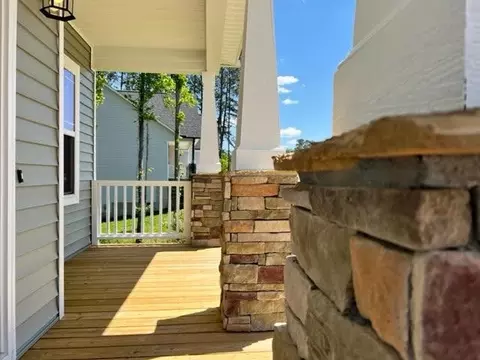300 Lowery Ln, Benson, NC 27504 photo 2