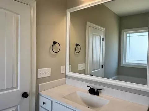 300 Lowery Ln, Benson, NC 27504 photo 16