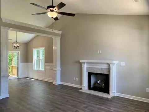 300 Lowery Ln, Benson, NC 27504 photo 3