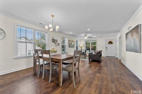 605 N Johnson St, Benson, NC 27504 photo 7