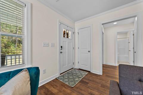 605 N Johnson St, Benson, NC 27504 photo 3