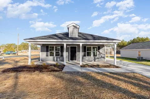 1101 E Lizzie St, Selma, NC 27576 photo 1