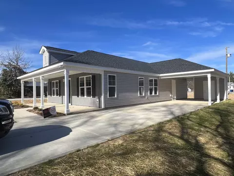 1101 E Lizzie St, Selma, NC 27576 photo 3