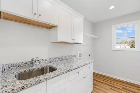 1101 E Lizzie St, Selma, NC 27576 photo 11