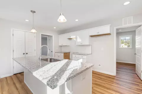 1101 E Lizzie St, Selma, NC 27576 photo 9
