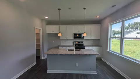 170 Avery Meadows Dr, Smithfield, NC 27577 photo 7