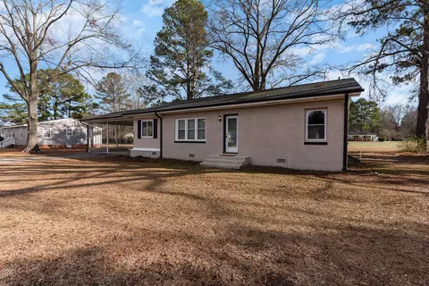 211 Strickland Dr, Smithfield, NC 27577 photo 2