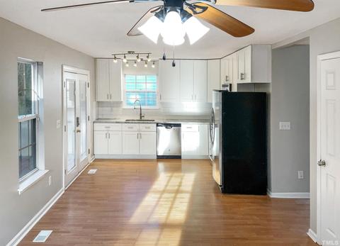 515 Stonelick Dr, Durham, NC 27703 photo 9