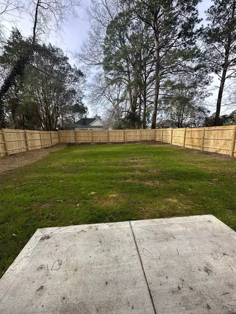 704 E Divine St, Dunn, NC 28334 photo 25