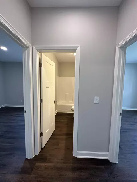 704 E Divine St, Dunn, NC 28334 photo 6