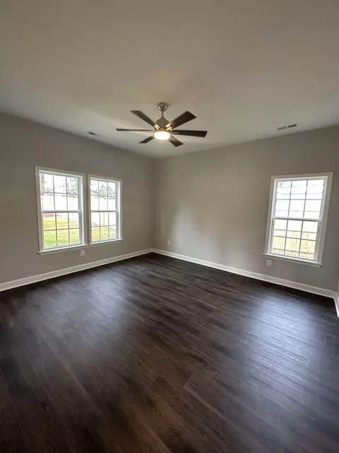704 E Divine St, Dunn, NC 28334 photo 14