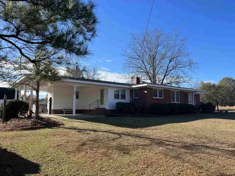 444 E Stewart St, Coats, NC 27521