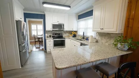 406 W Main St, Benson, NC 27504 photo 12