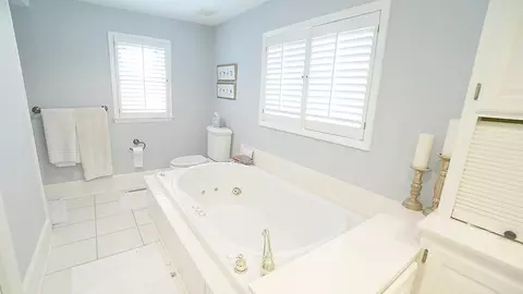 406 W Main St, Benson, NC 27504 photo 28