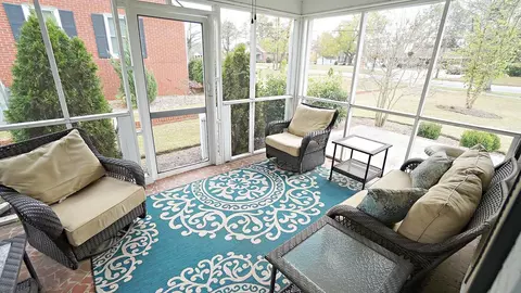406 W Main St, Benson, NC 27504 photo 22