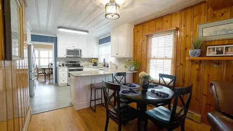 406 W Main St, Benson, NC 27504 photo 10