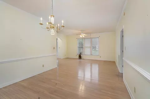 16 Shelburn Ct, Durham, NC 27712 photo 7