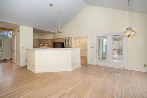 16 Shelburn Ct, Durham, NC 27712 photo 13