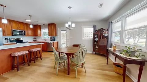 206 Whitley Dr, Smithfield, NC 27577 photo 9
