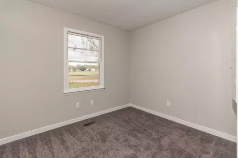 402 E Duke St, Dunn, NC 28334 photo 12