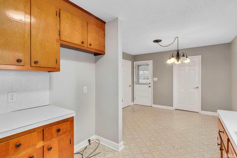 201 W B St, Erwin, NC 28339 photo 13