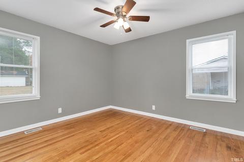 201 W B St, Erwin, NC 28339 photo 15