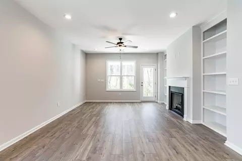 317 Sturgeon St, Smithfield, NC 27577 photo 12