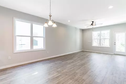 317 Sturgeon St, Smithfield, NC 27577 photo 9
