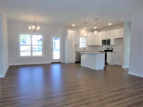 201 Marlowe Dr, Dunn, NC 28334 photo 7