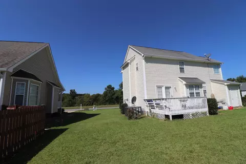 287 Tralee Dr, Smithfield, NC 27577 photo 4