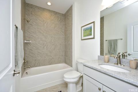 1055 Steinbeck Dr, Durham, NC 27703 photo 31