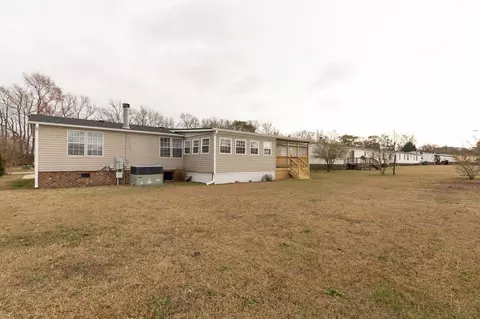 111 Daffodil Dr, Dudley, NC 28333 photo 9