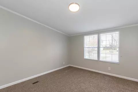 111 Daffodil Dr, Dudley, NC 28333 photo 5