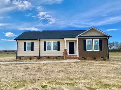 136 Mamie Rd, Benson, NC 27504 photo 2