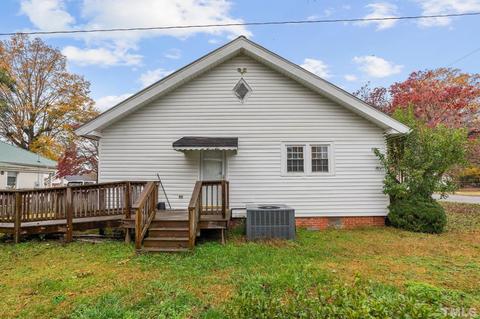 307 N 11th St, Erwin, NC 28339 photo 6