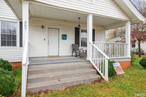 307 N 11th St, Erwin, NC 28339 photo 4