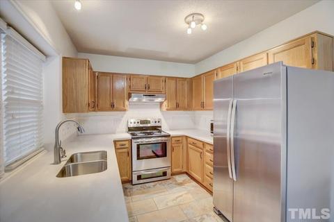 128 Solstice Cir, Cary, NC 27513 photo 7