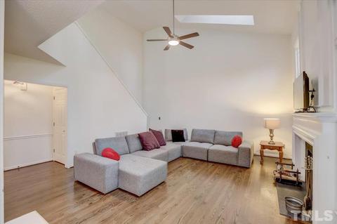128 Solstice Cir, Cary, NC 27513 photo 8