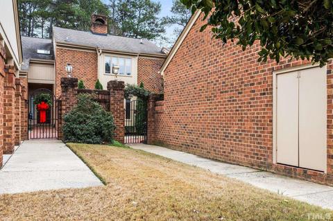 13 Innisfree Dr, Durham, NC 27707 photo 2