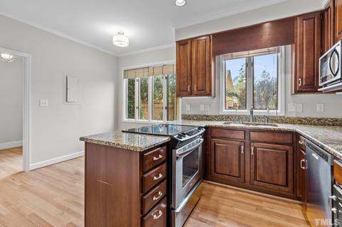 13 Innisfree Dr, Durham, NC 27707 photo 18