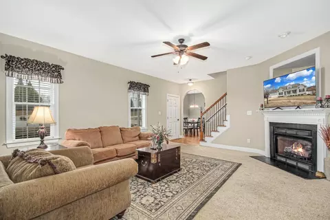 68 Keystone Ct, Angier, NC 27501 photo 4